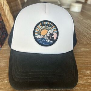 NWOT Rip Curl Trucker Hat